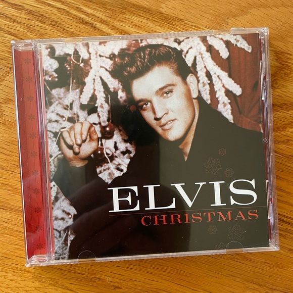 4 CHRISTMAS MUSIC CD’s includes Disney and Elvis - Picture 5 of 11